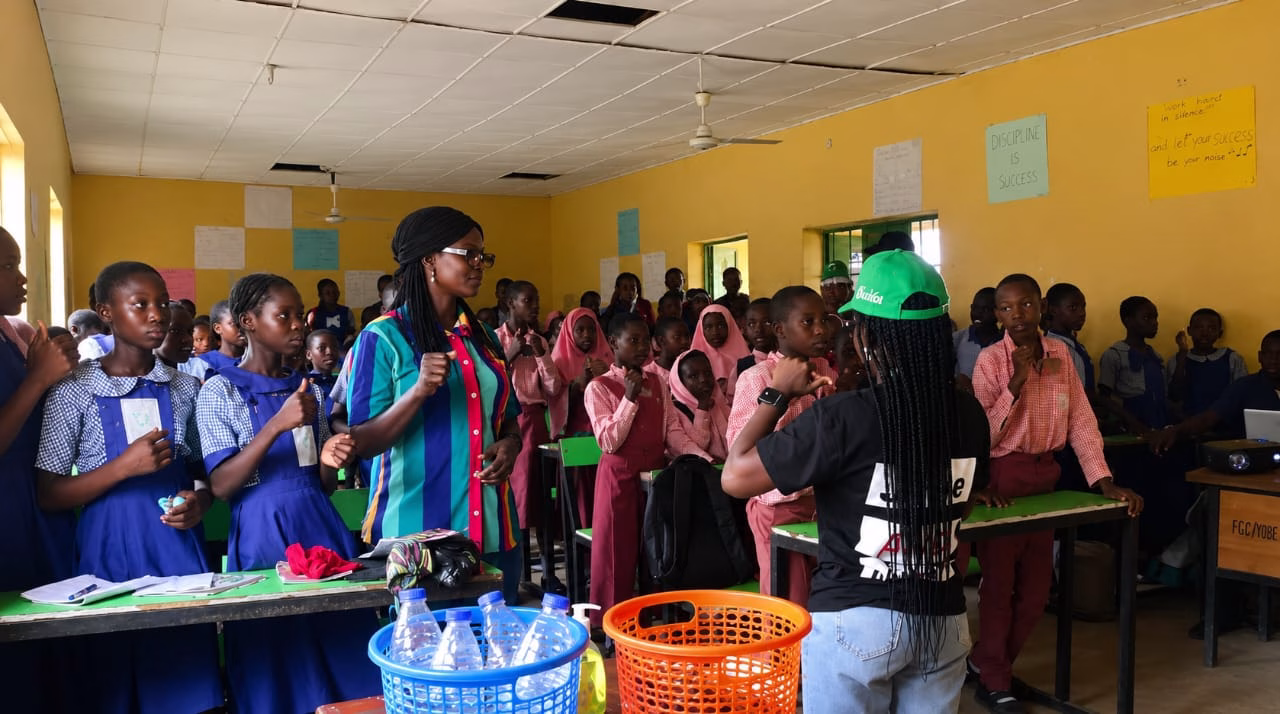 Foundation sensitises students on smart waste management in Abuja - SINL Nigeria