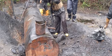 Nigerian Navy Destroys Nine Illegal Refineries, Recovers 104,000 Litres of Suspected Stolen Crude in Rivers